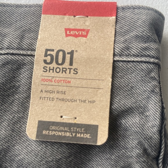 Levi’s distressed high rise 501 jean cotton denim short cutoff size 30 - Picture 4 of 17